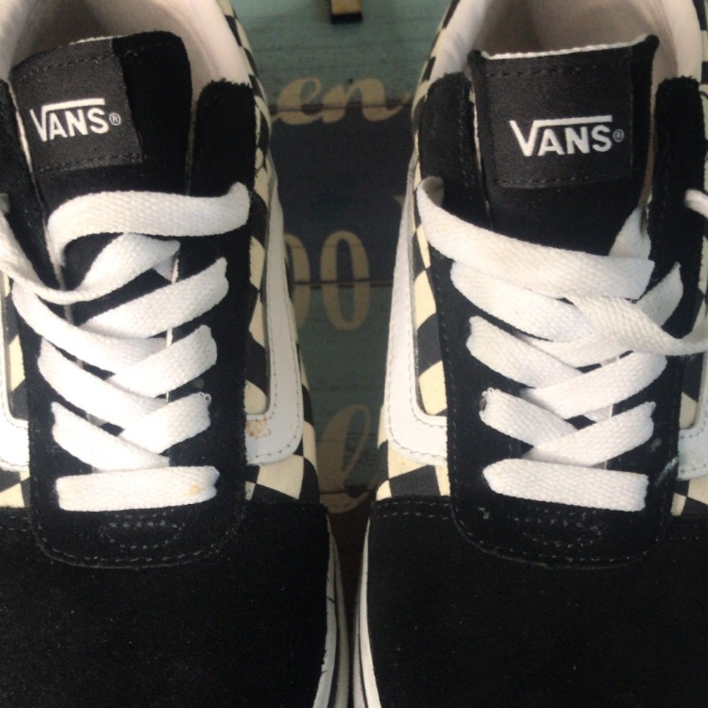 black and cream vans